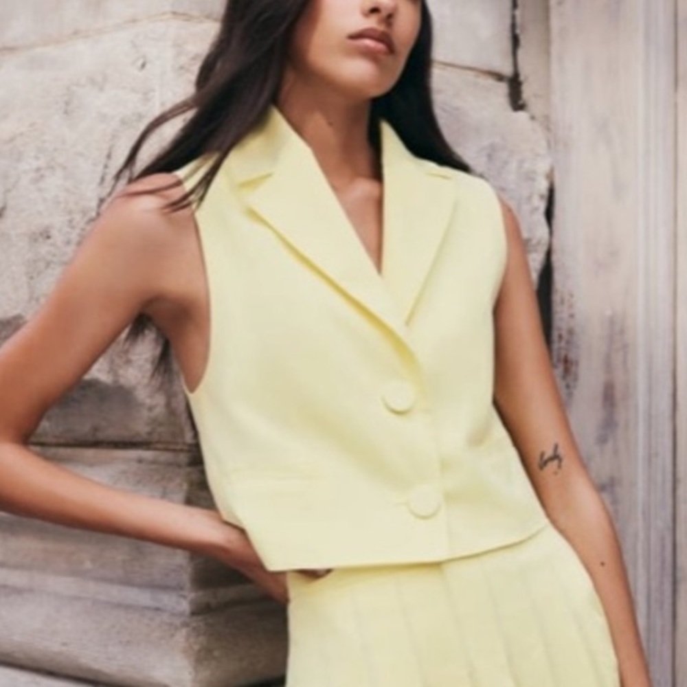 Zara vest. XS